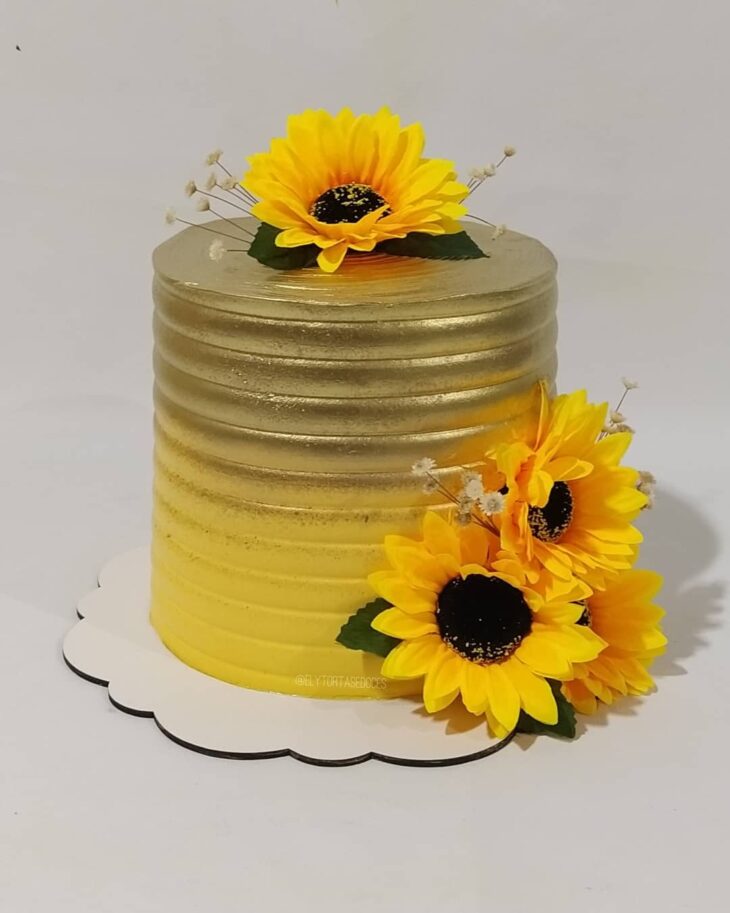 Balon cake masculino, bolo masculino em chantininho  Tortas artísticas,  Tartas preciosas, Ideas de pastel de cumpleaños