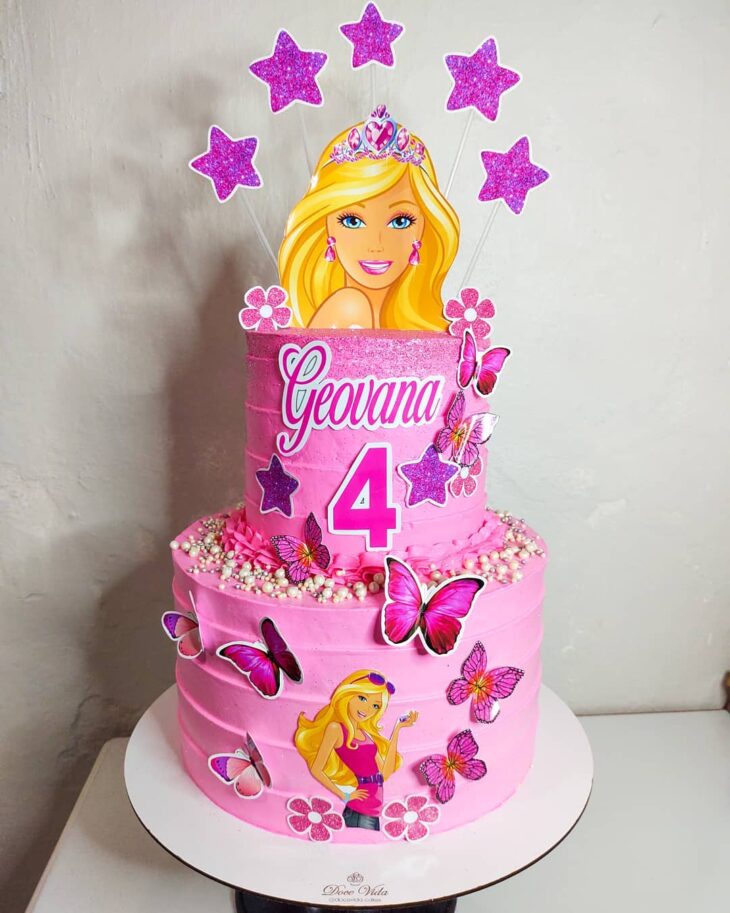 BOLO DE 2 ANDARES TEMA BARBIE  Tema barbie. Forma de 2 kilos