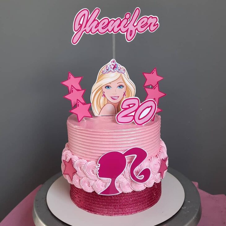 bolobarbie #barbie #bolodecoradochantilly #bolo #boloconfeitado