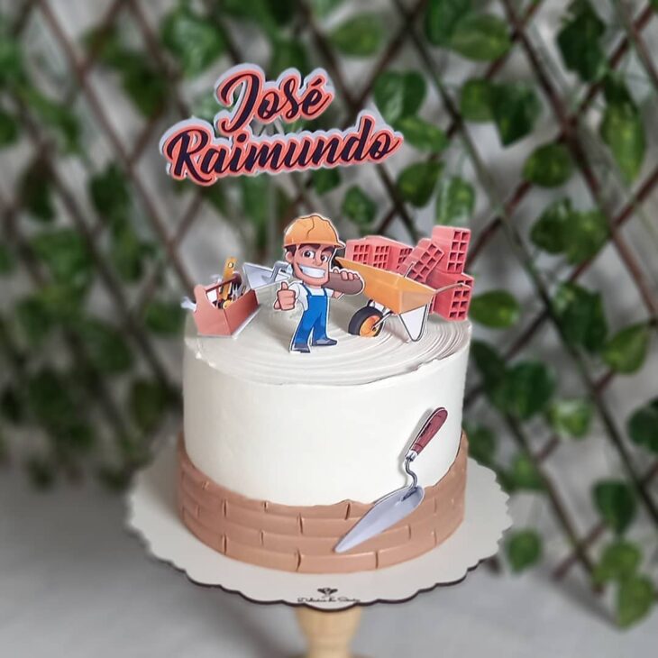 Bolo de aniversário para homem: +78 modelos que eles vão adorar -  Artesanato Passo a Passo!