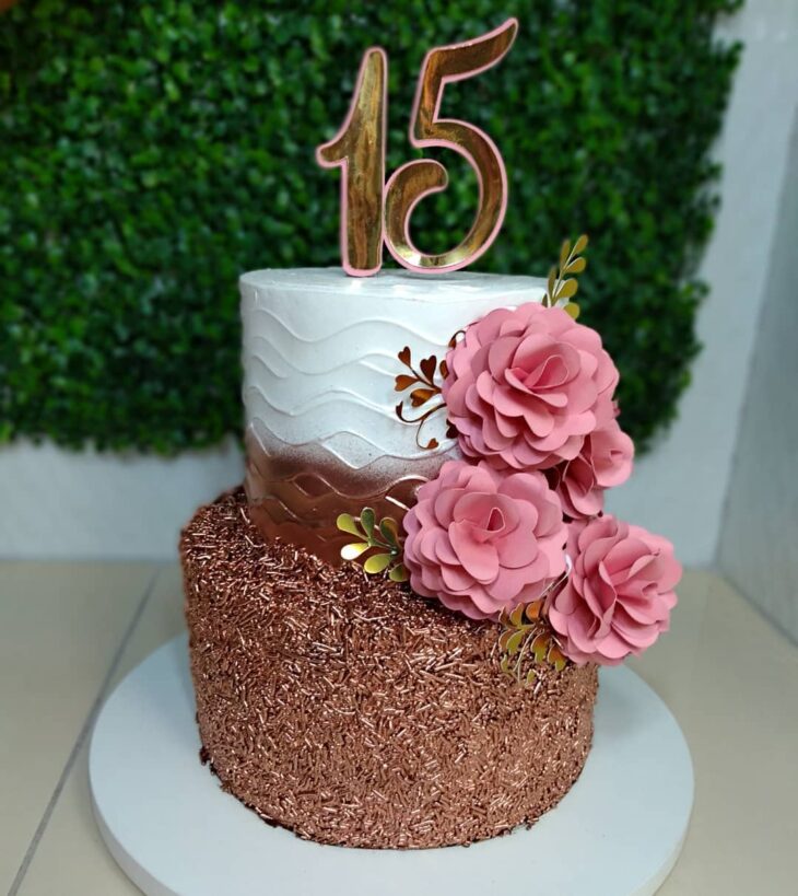 110 modelos de bolo de 15 anos + como fazer o seu, bolos de aniversário  feminino 15 anos