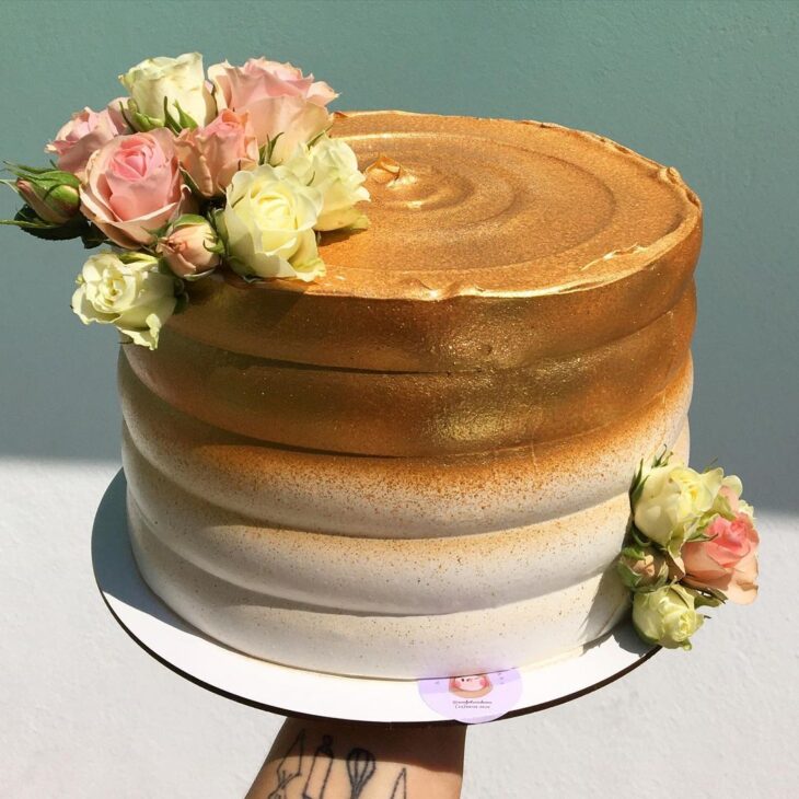 Bolo de aniversário feminino - Foto de Dourados, Mato Grosso do