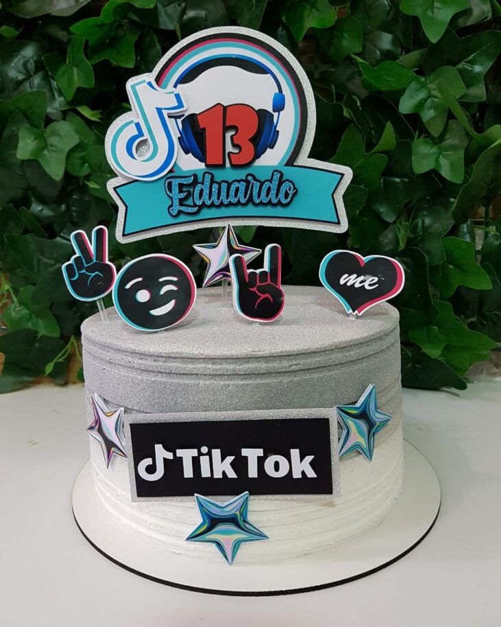 bolo quadrado decorado masculino｜Pesquisa do TikTok