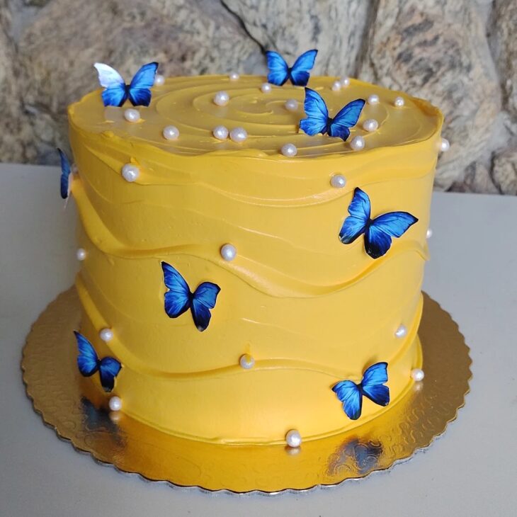 Wave cake com borboletas  Bolo festa junina, Bolo, Bolos e tortas