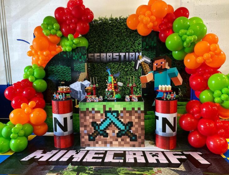 20 ideias de bolo Minecraft para festas de aniversário infantis