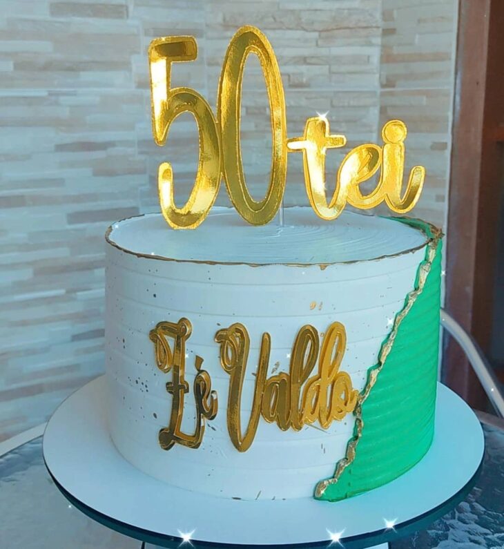 Bolo de 50 anos: 85 ideias para celebrar meio século de histórias, bolos de  aniversário feminino 50 anos 