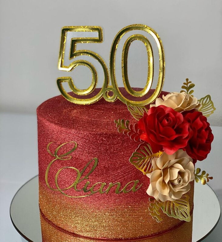 Bolo de 50 anos: 85 ideias para celebrar meio século de histórias, bolos de  aniversário feminino 50 anos 