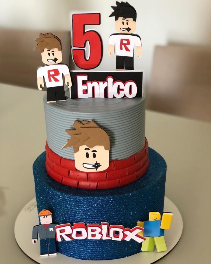 Bolo Roblox: 60 fotos para arrasar na decoração - Artesanato Passo