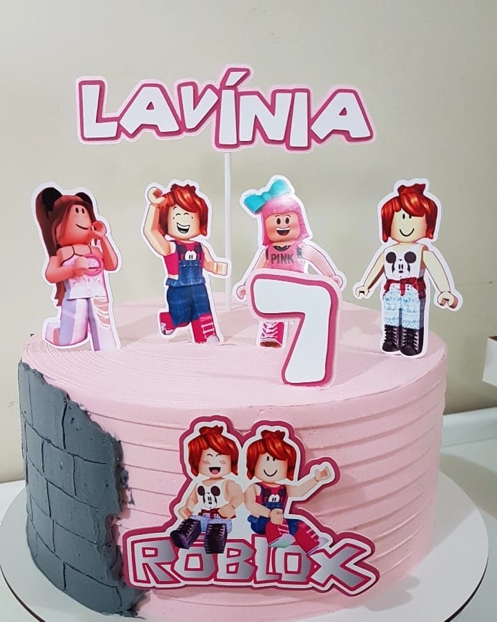 bolo de roblox para menina