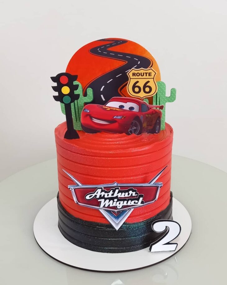 bolo de aniversario relampago mcqueen