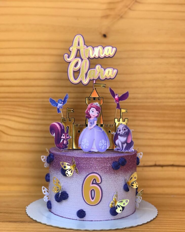 Resultado de imagem para bolo falso quadrado da princesa sofia  Pastel  princesa sofía, Torta princesa sofia, Pastel de cumpleaños princesa