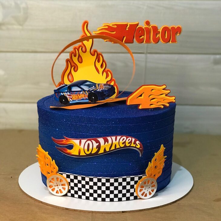 Dete Bolos - Carros e Hot Wheels - Dete Bolos - Bolos Decorados e