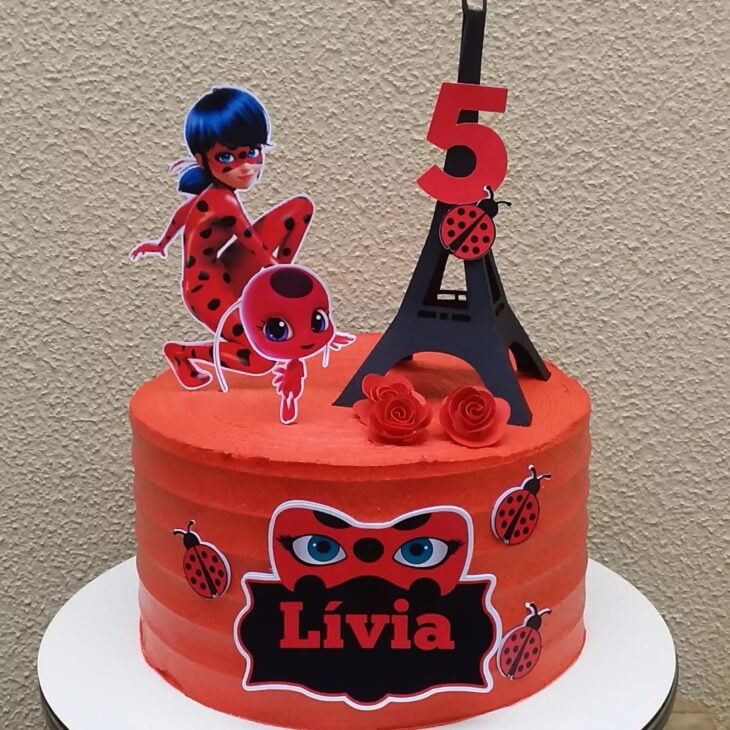 bolo da Ladybug