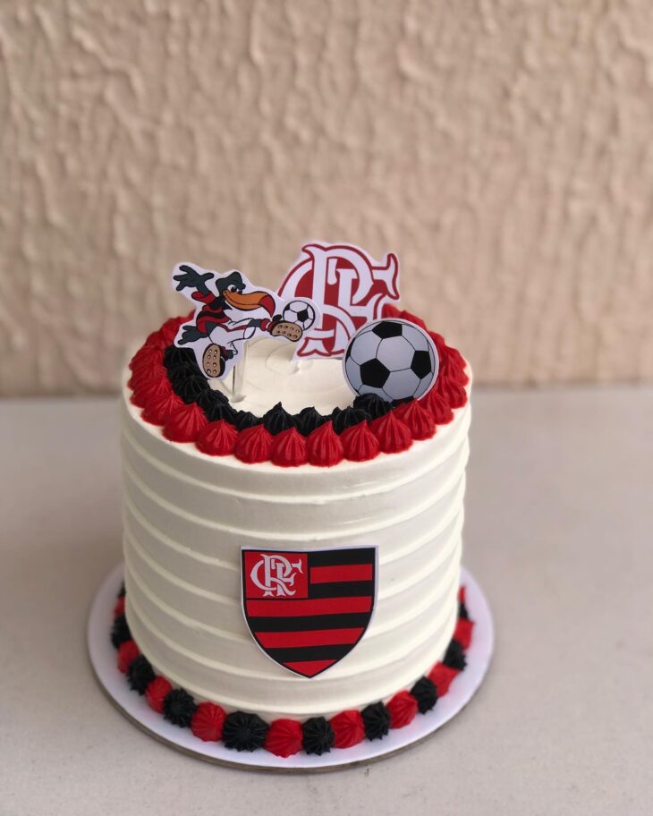 bolo do flamengo redondo masculino