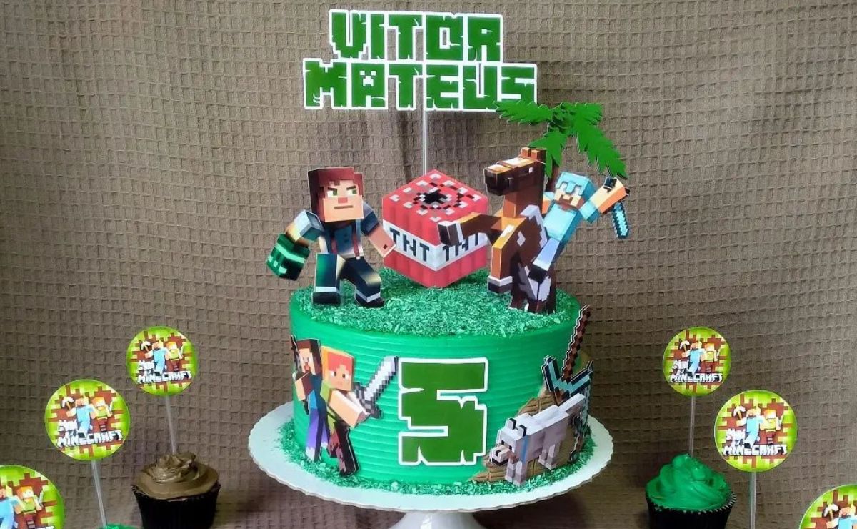 Bolo Minecraft chantilly 