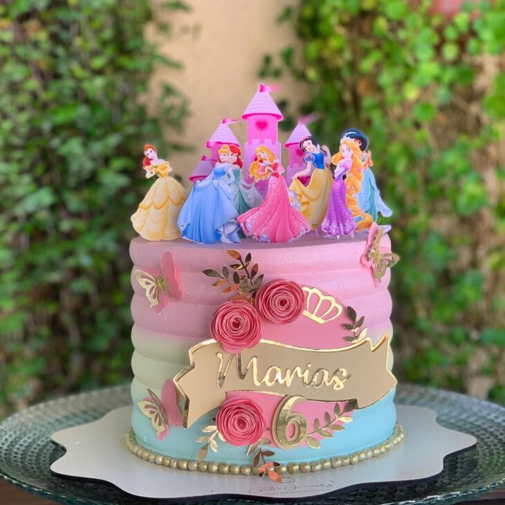 BOLO DE ANIVERSARIO PRINCESAS DISNEY 