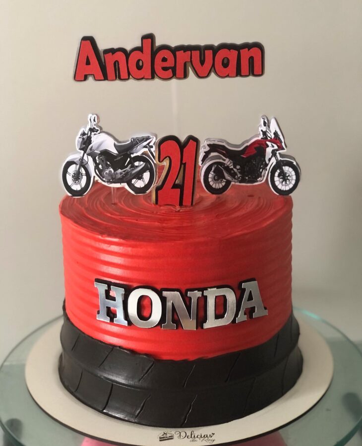 Bolo Harley Davidson, bolo com moto, bolo masculino, com efeito