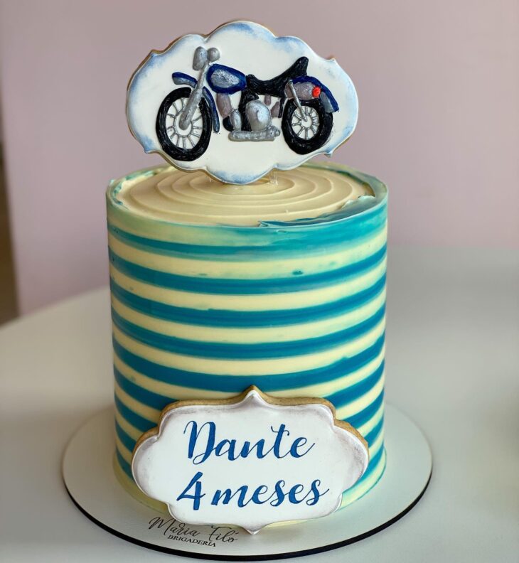 NAF KIDS BOLOS DECORADOS: Bolo tema moto