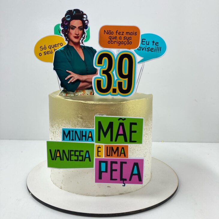 bolo de aniversário para mãe engraçado