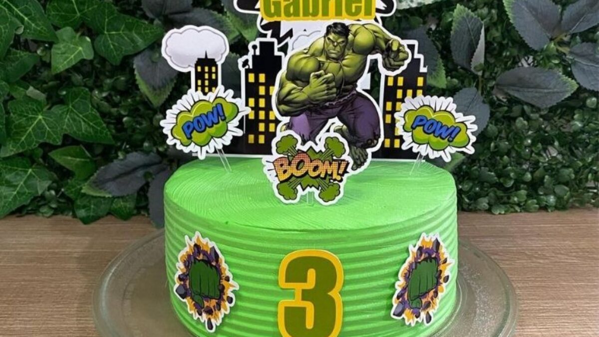 Topo 46+ imagem bolo do hulk pasta americana br.thptnganamst.edu.vn