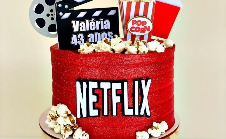 50 fotos de bolo Netflix para celebrar com o streaming do momento
