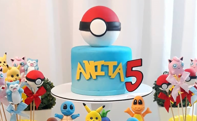 Tutoriais e 100 ideias de bolo Pokémon que farão sua festa evoluir