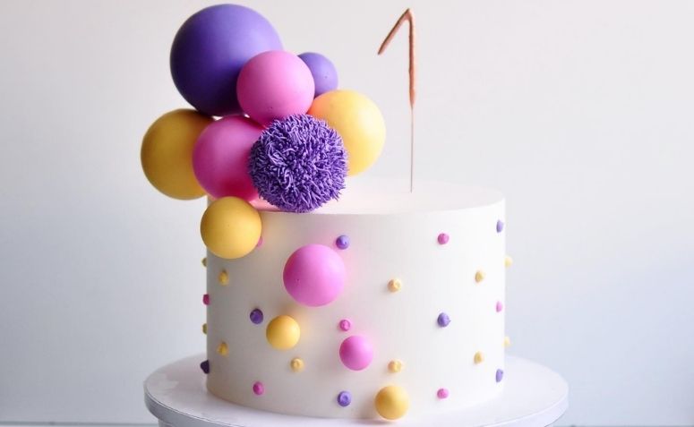 65 ideias de balloon cake para uma festa surpreendente