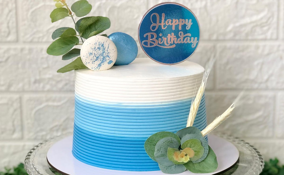 Bolo azul Tiffany  Bolos de aniversário redondos, Decoração do
