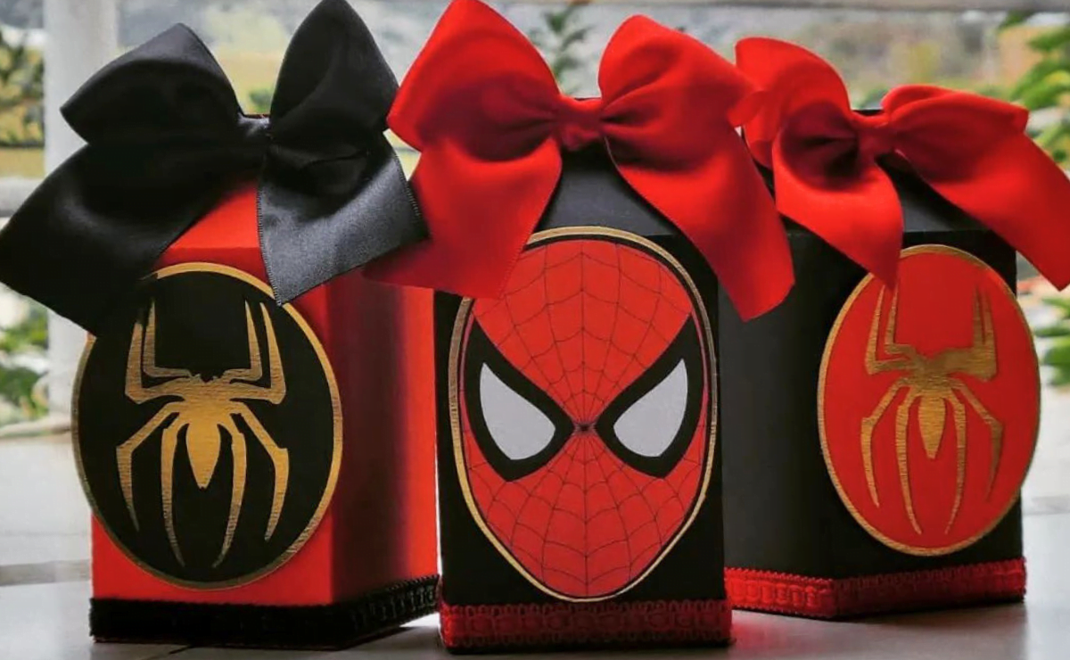 60 lembrancinhas do Homem-Aranha para uma festa de super-herói